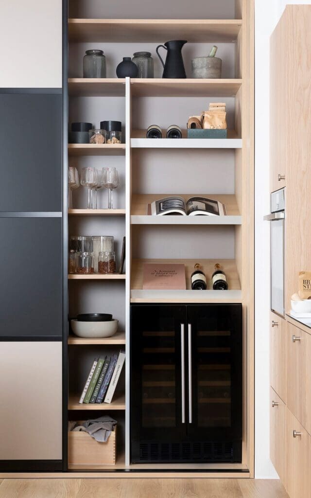 Förvaring upp till tak