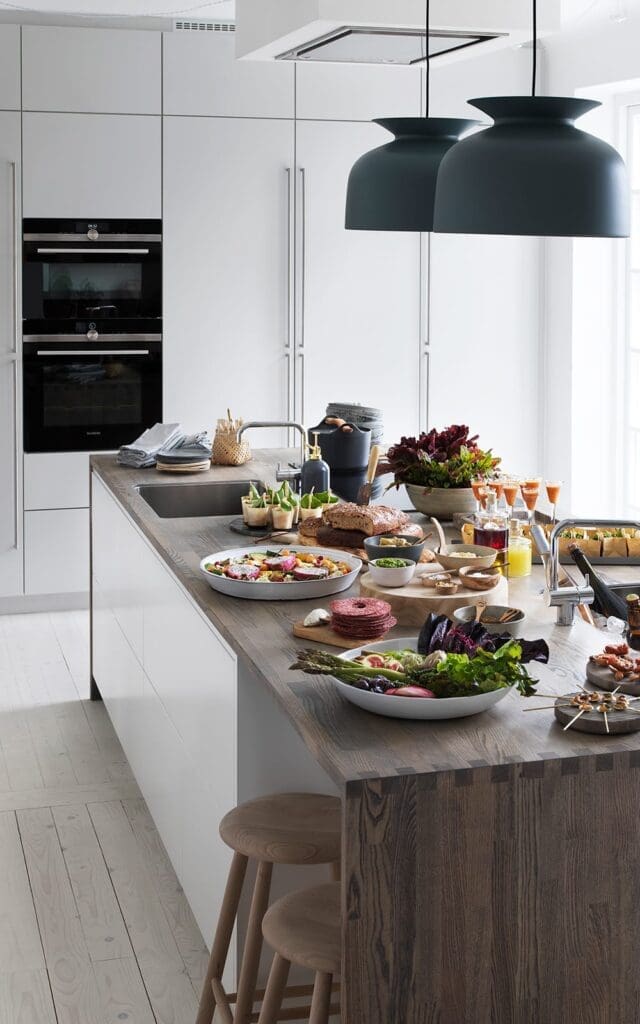 Köksskåp upp till tak